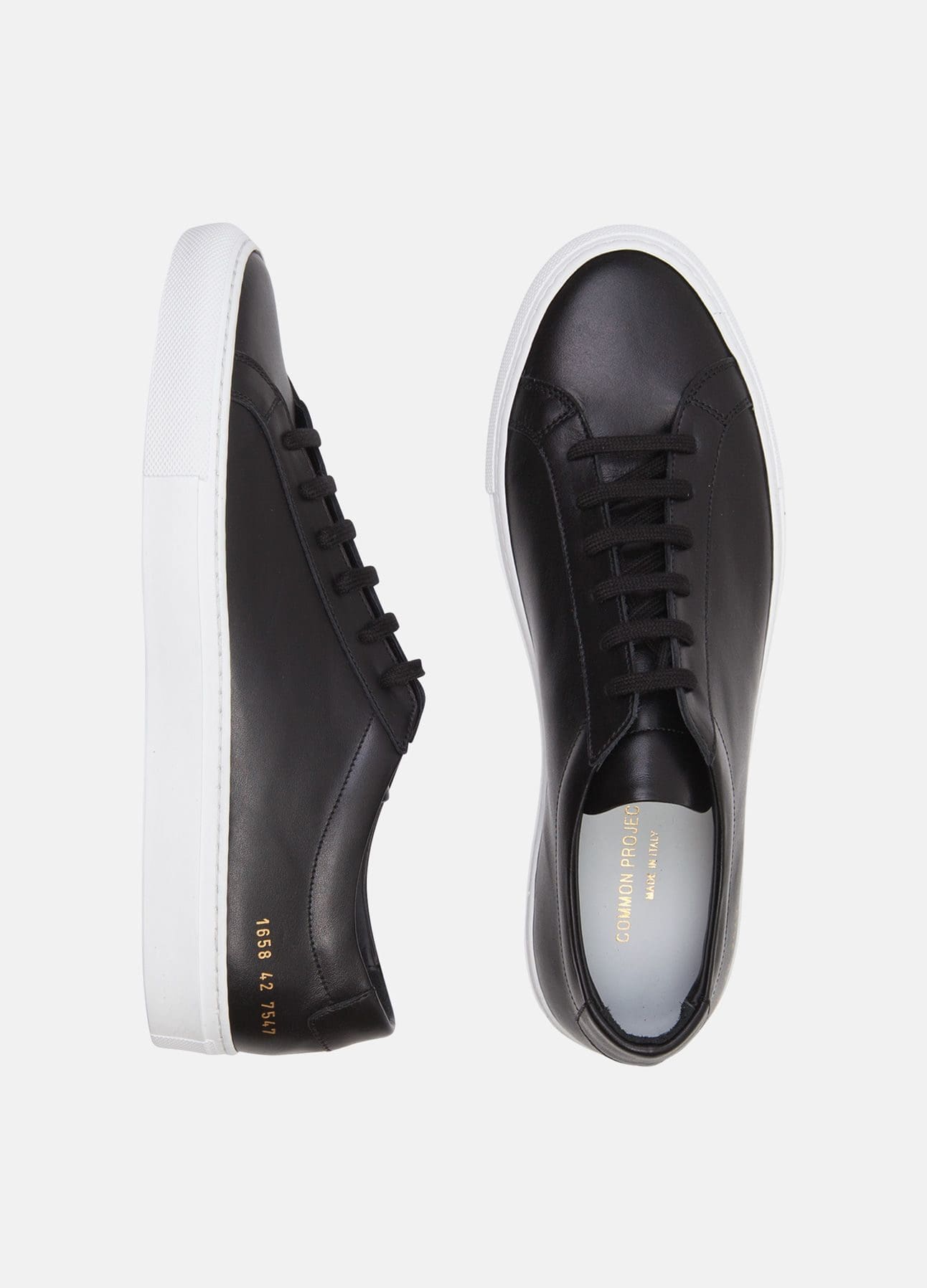 Sorte sneakers fra Common Projects