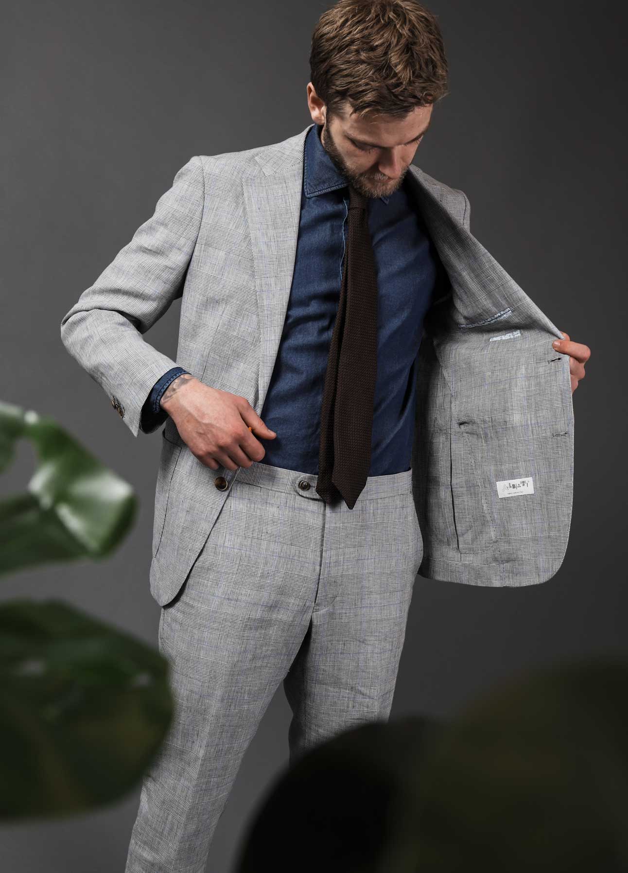 Custom Made by Troelstrup - Casual suit, halvfigur